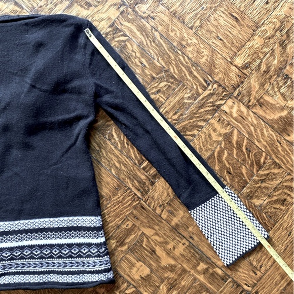Guess Jeans Black & White Hoodie Sweater- Size M - Picture 9 of 13